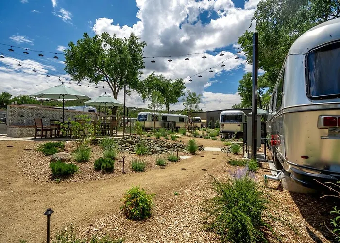 Az Airstream Getaway One Block From Whiskey Row Holiday home Prescott