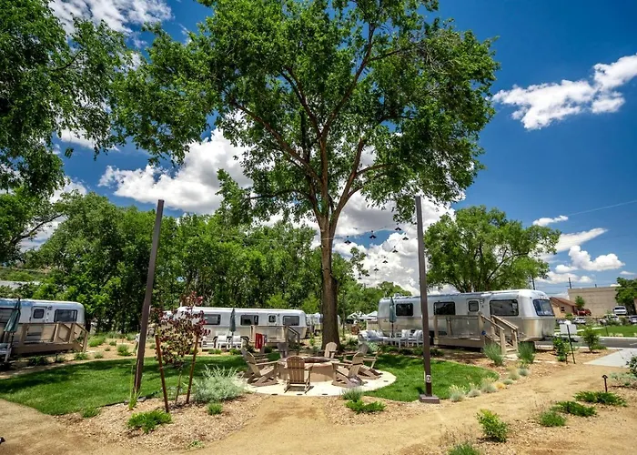 Az Airstream Getaway One Block From Whiskey Row Holiday home Prescott